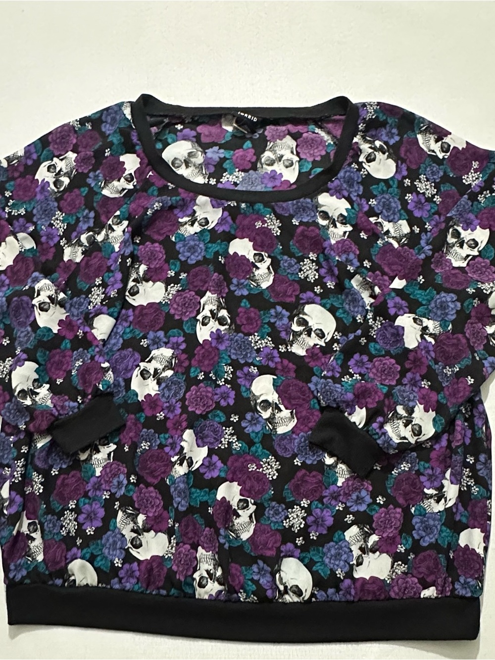 Torrid Skull Floral Goth Sweatshirt Top Size 1